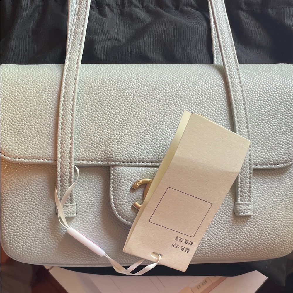 Classic Pebbled Leather Tote Bag in Light Gray